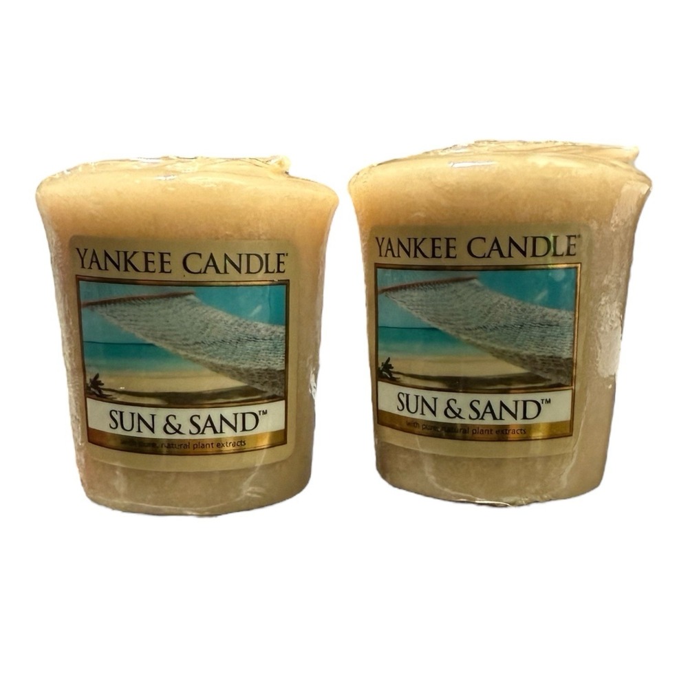Yankee Candle Sun & Sand Votive Candle Beach Scent New 1.75oz Lot Of 2